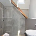 Klaar Kiming * Βέστερλαντ